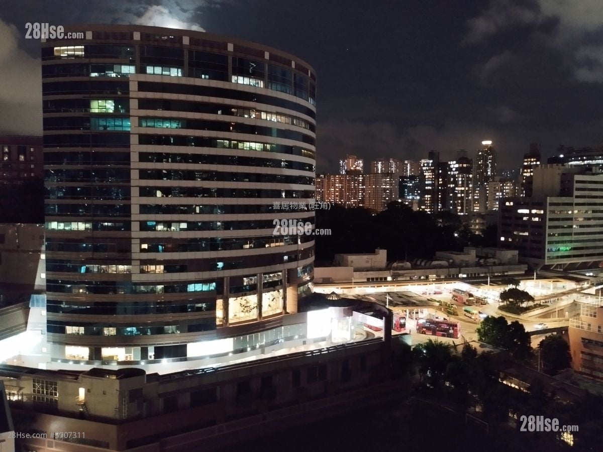 Elize Park Rental 2 Bedrooms , 1 Bathroom 243 ft²