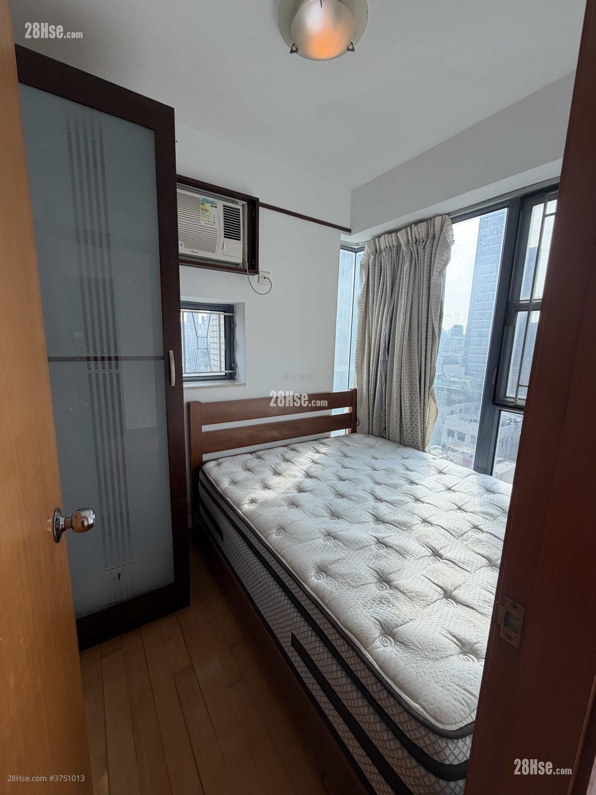 No. 10 South Wall Road Rental 2 Bedrooms , 1 Bathroom 315 ft²