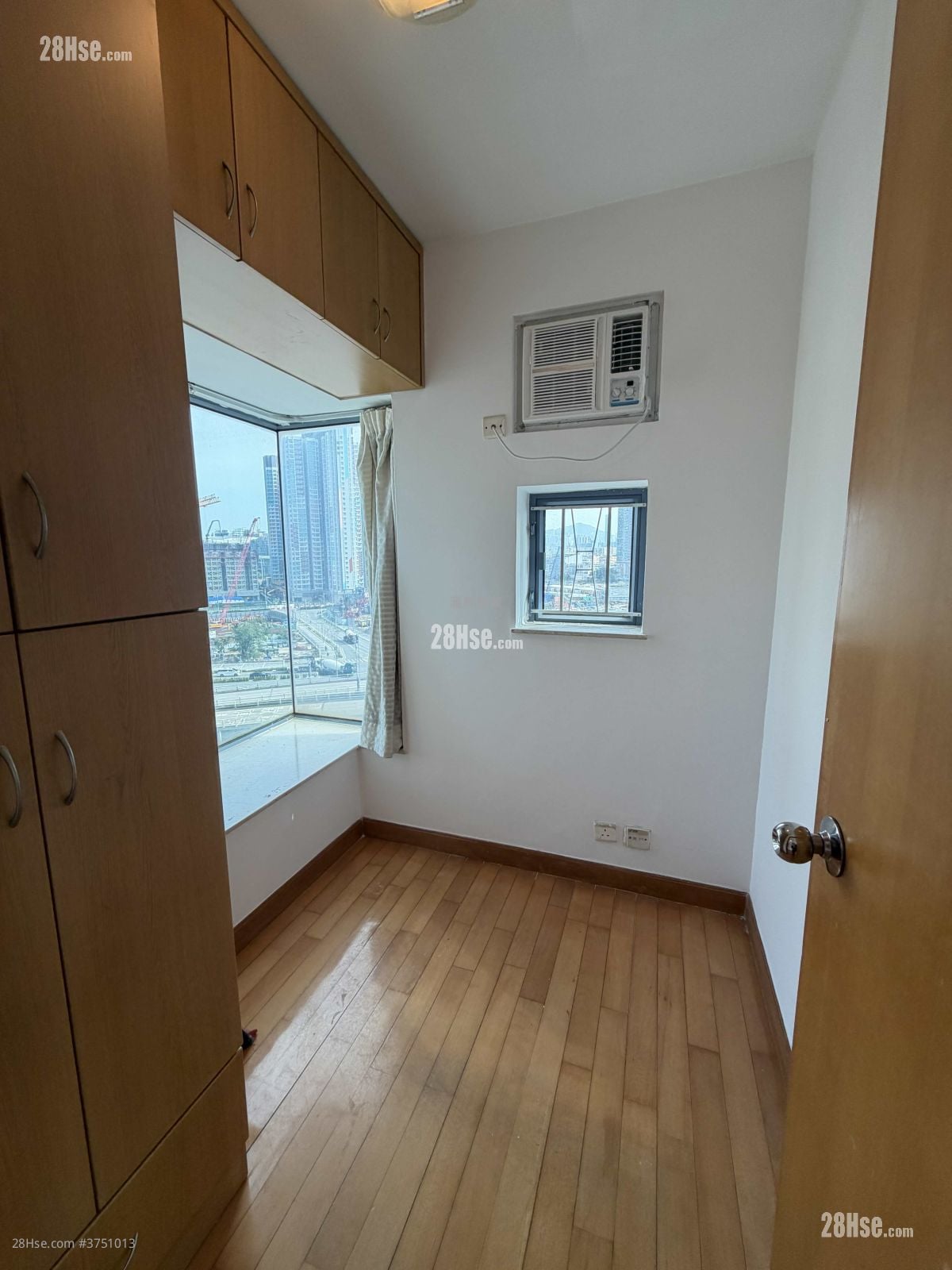 No. 10 South Wall Road Rental 2 Bedrooms , 1 Bathroom 315 ft²