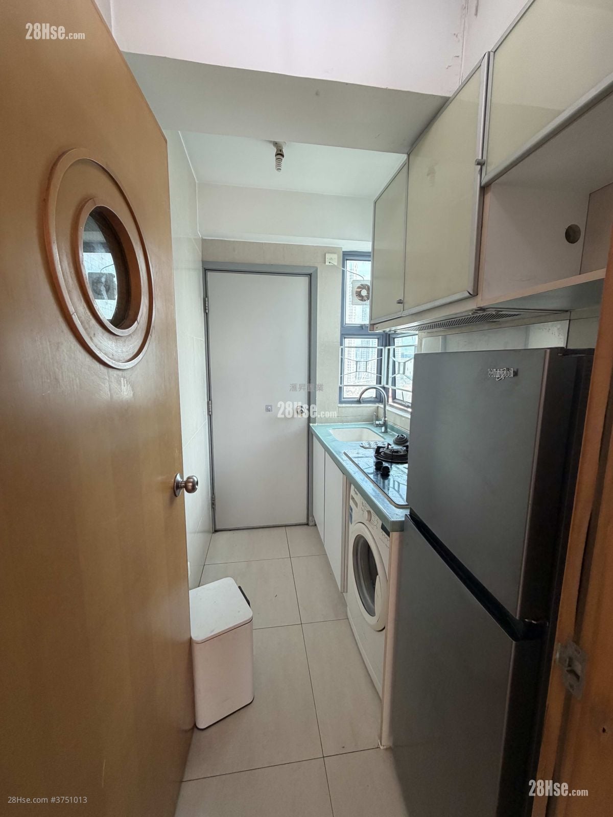 No. 10 South Wall Road Rental 2 Bedrooms , 1 Bathroom 315 ft²