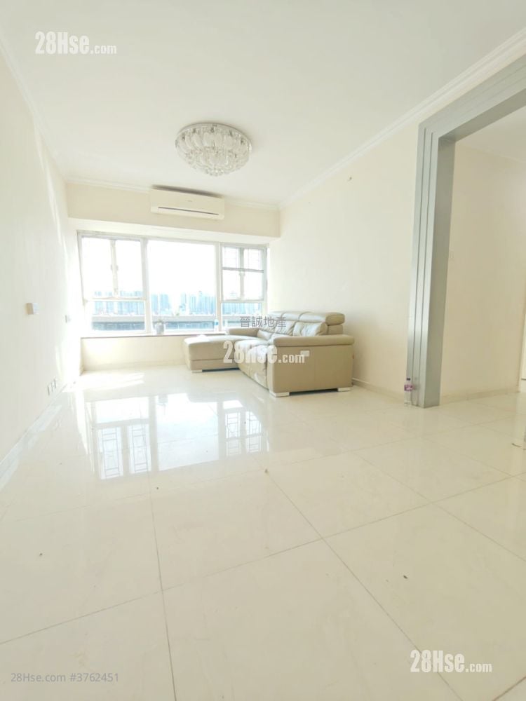 Palm Cove Sell 4 Bedrooms , 3 Bathrooms 843 ft²