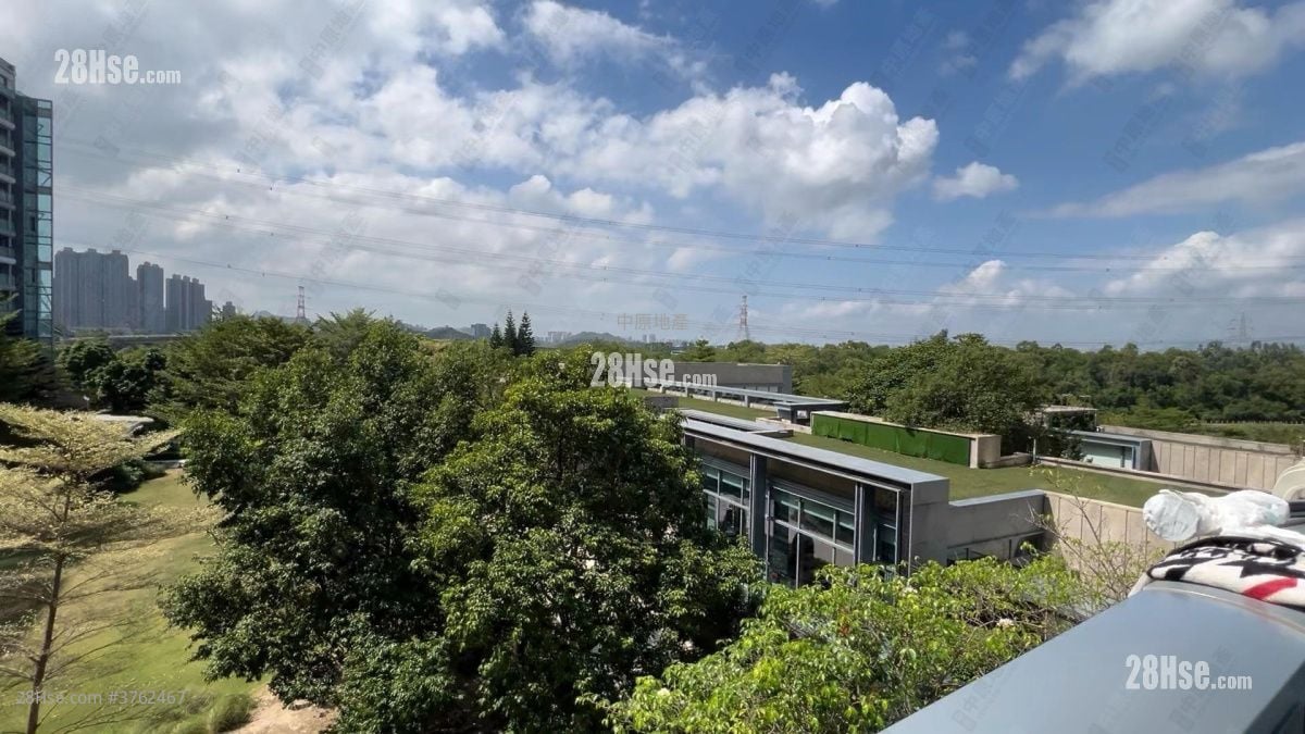 峻峦 售盘 3 房 606 平方尺