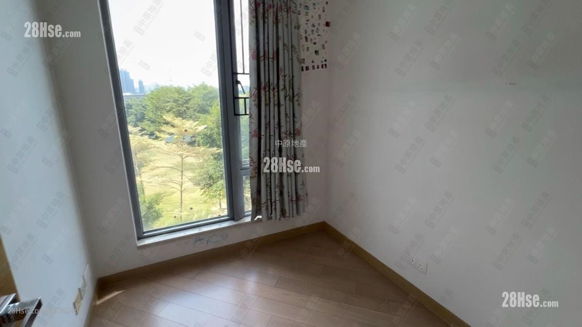 峻峦 售盘 3 房 606 平方尺