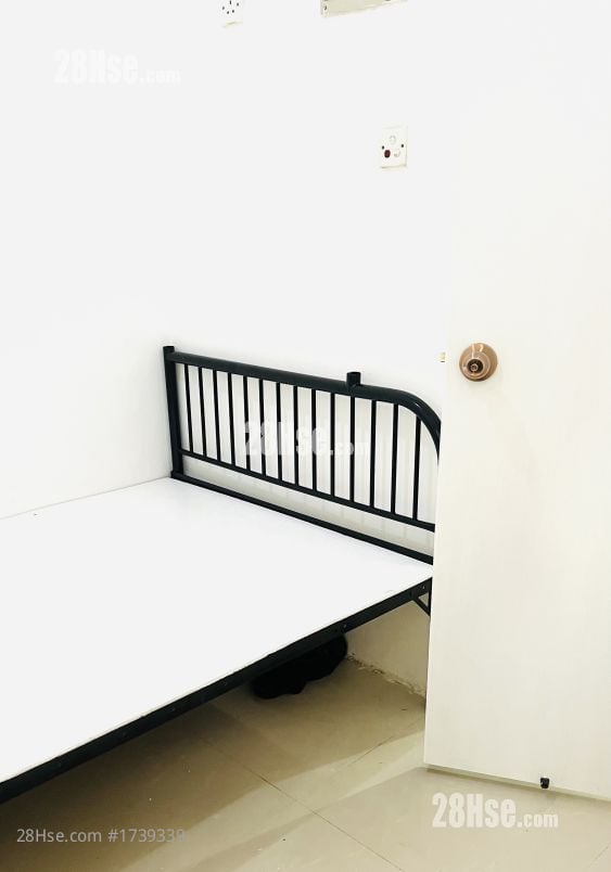 长沙湾道170号（利诚楼） 租盘 120 平方尺