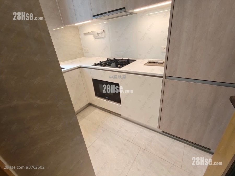 Malibu Sell 2 Bedrooms 548 ft²