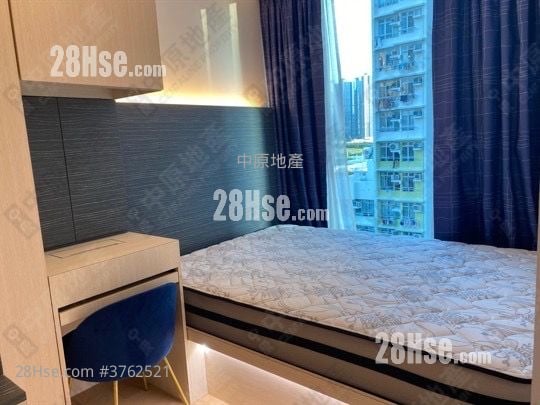 Savannah Sell 2 Bedrooms 477 ft²