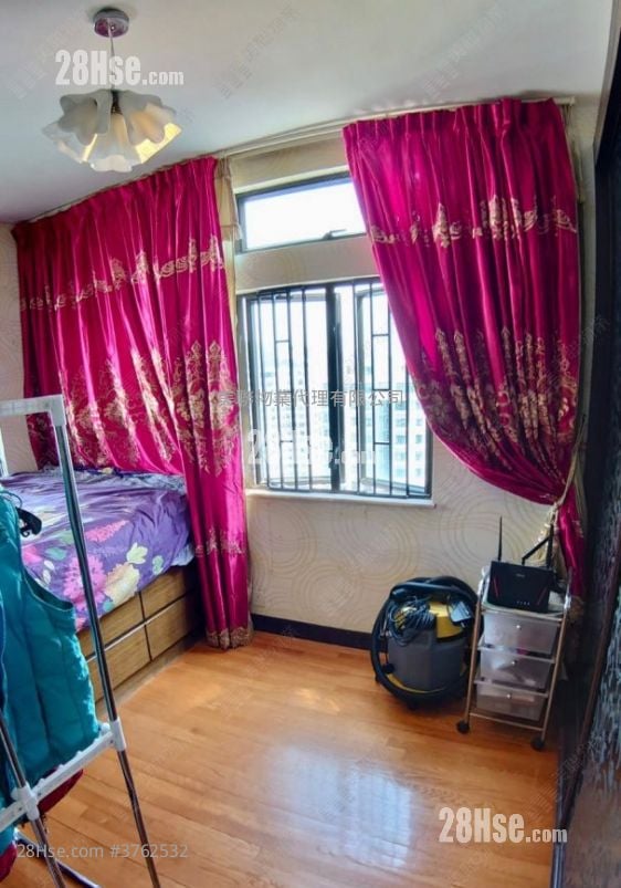 Heng Fa Chuen Sell 3 Bedrooms , 1 Bathroom 837 ft²