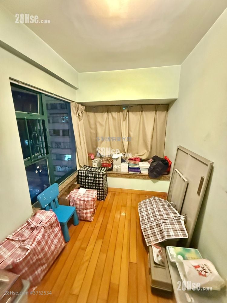 Horae Place Sell 2 Bedrooms , 1 Bathroom