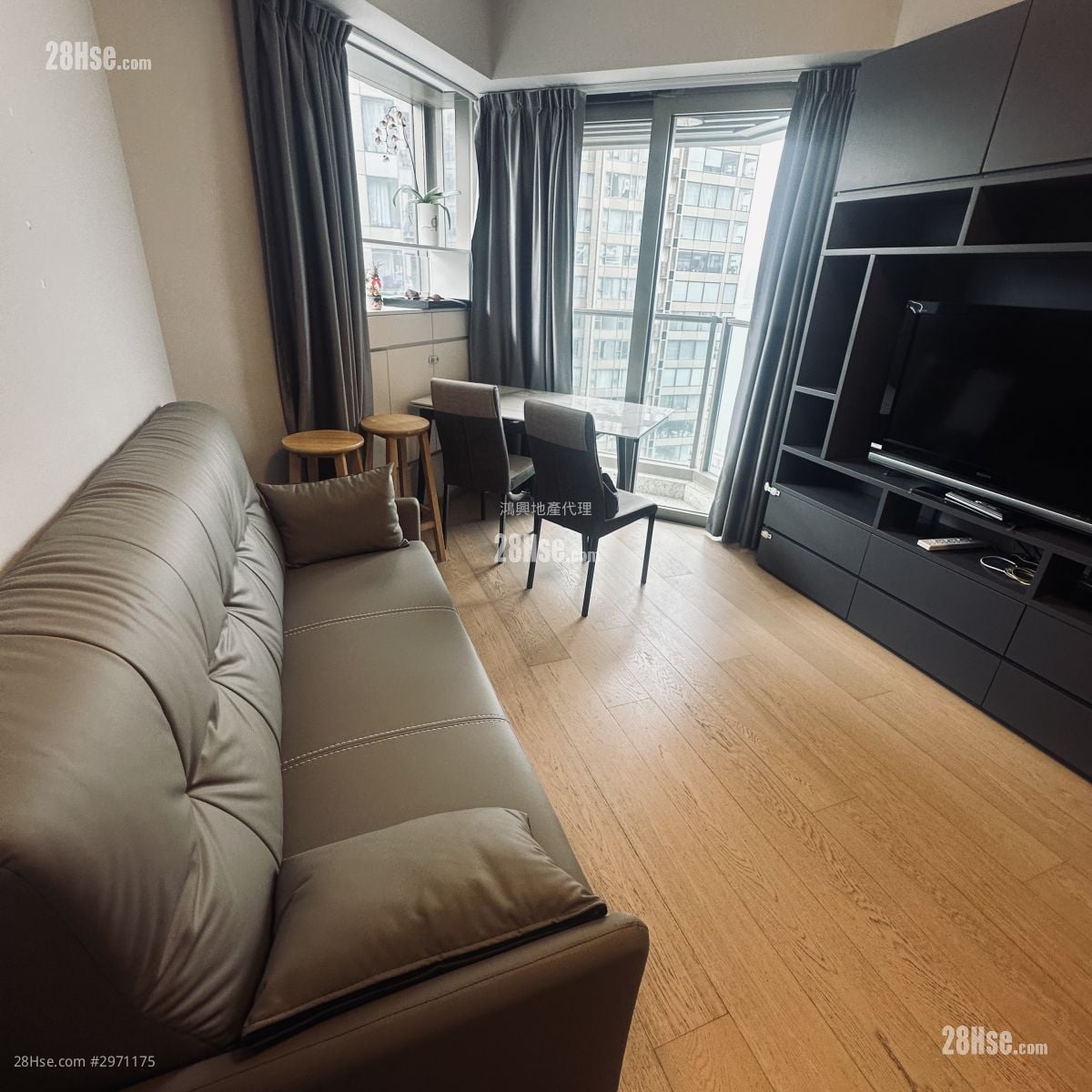 維港頌 租盤 2 房 , 1 浴室 565 平方呎