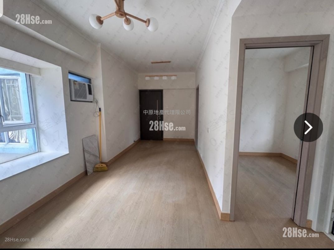 豪辉花园 售盘 3 房 , 1 浴室 463 平方尺