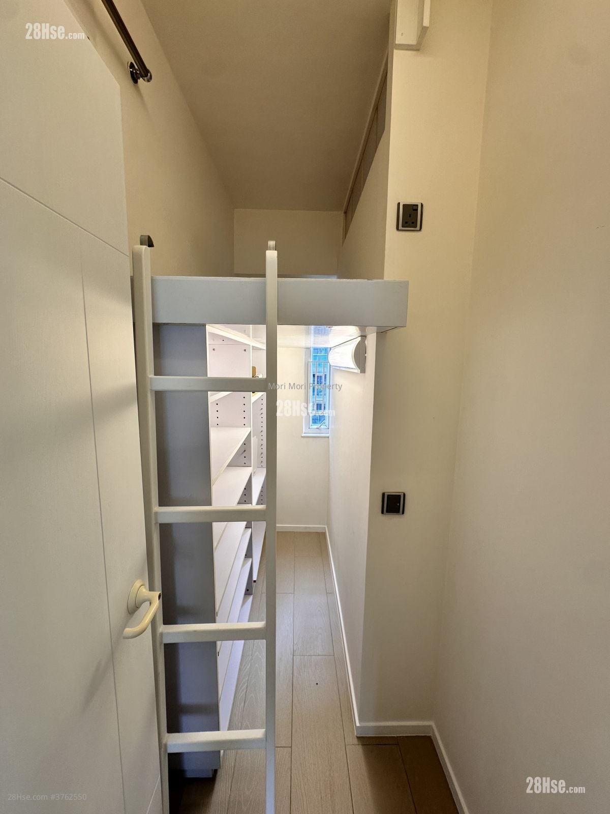 毓秀大厦 租盘 2 房 , 1 浴室