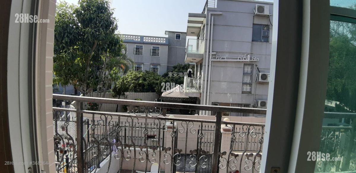 村屋 租盤 3 房 , 1 浴室 700 平方呎