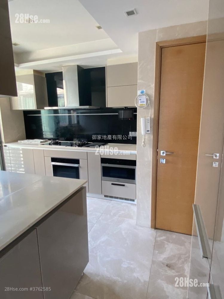 厨房: 天赋海湾 租盘 4 房 , 4 浴室 2,297 平方尺