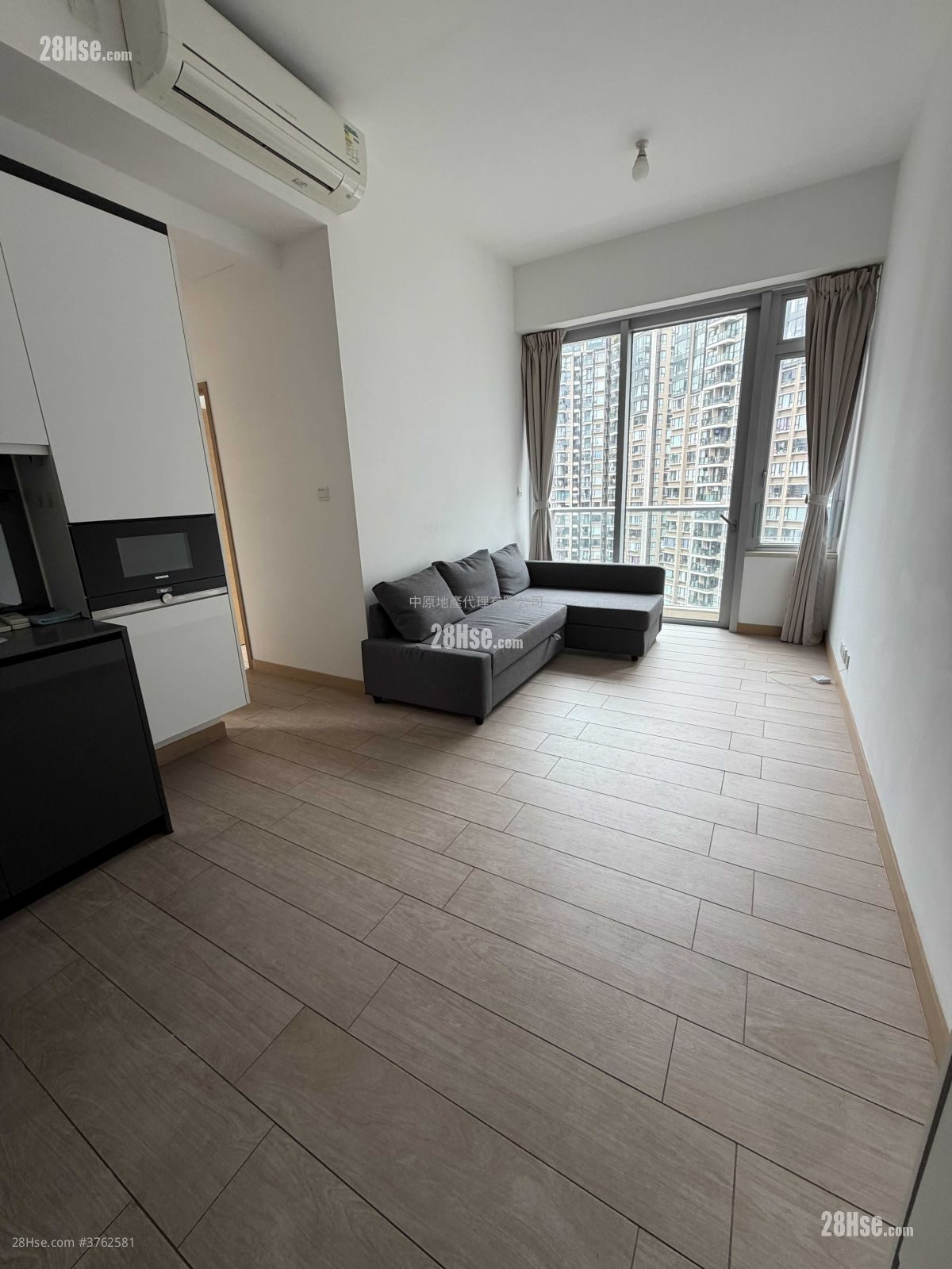 Century Link Sell 2 Bedrooms 466 ft²