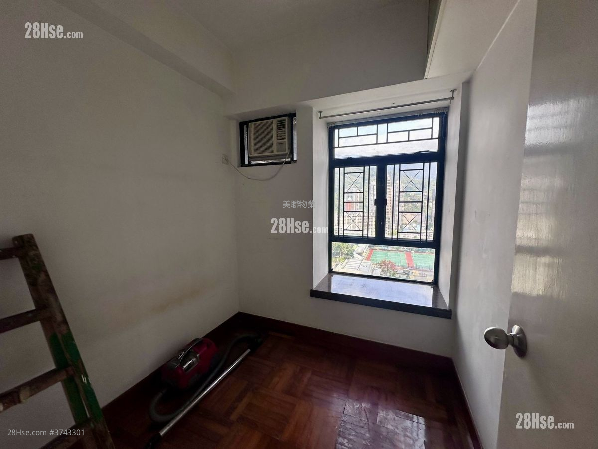 灣景廣場 售盤 3 房 , 1 浴室 530 平方呎