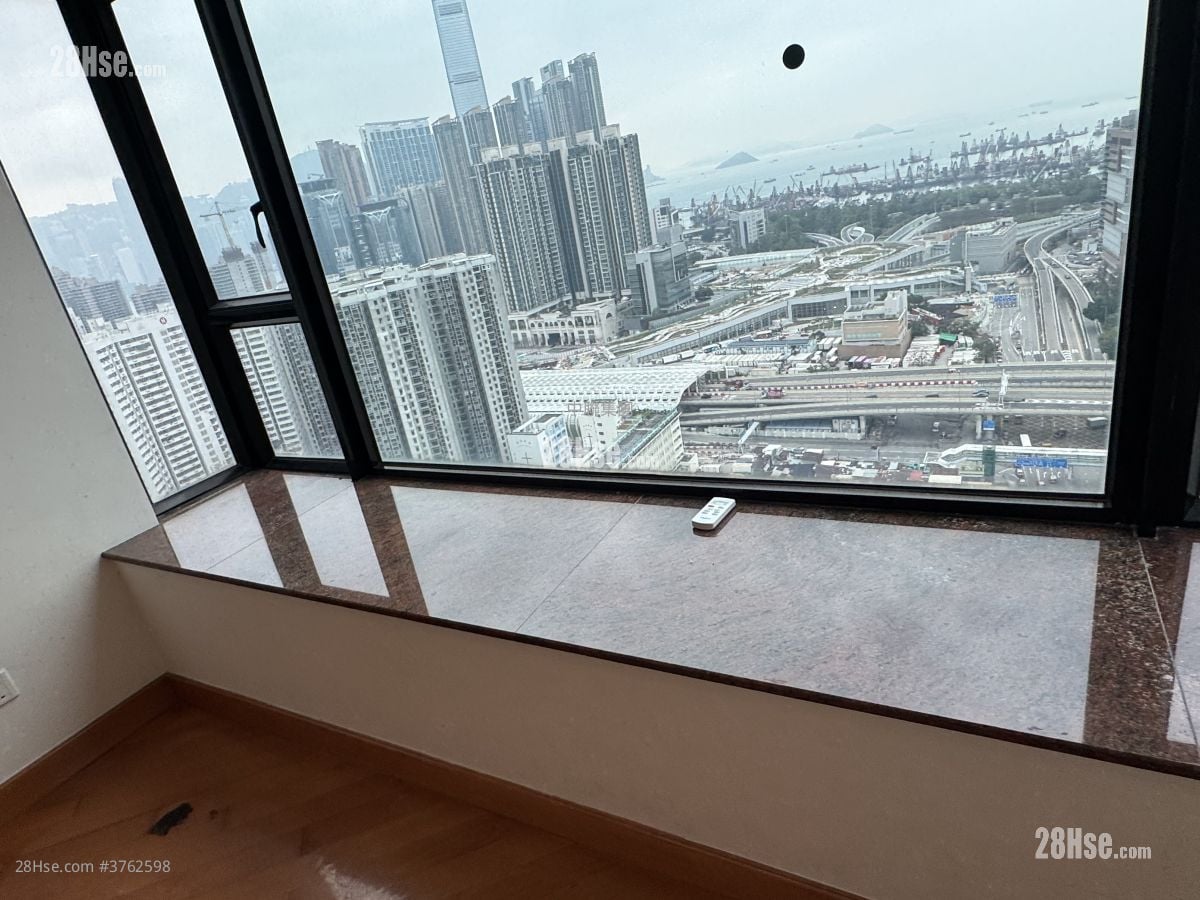 窩打老道8號 售盤 3 房 , 1 浴室 581 平方呎