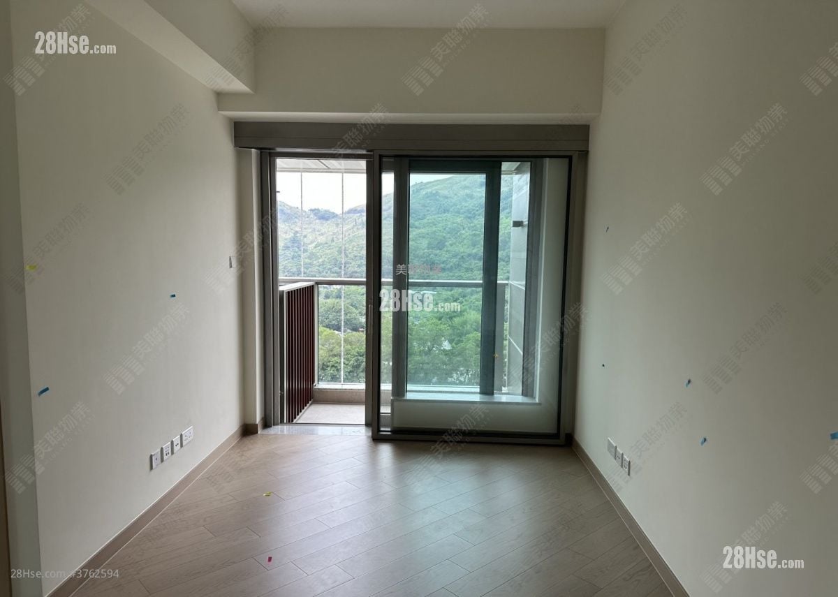 Grand Mayfair  Sell 2 Bedrooms , 1 Bathroom 513 ft²