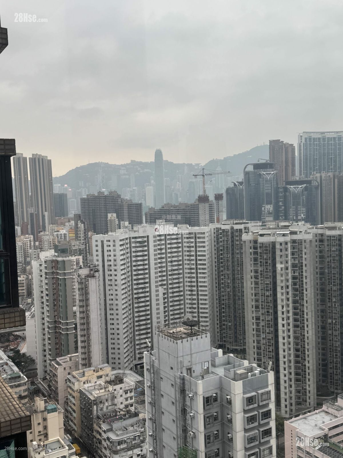 窩打老道8號 售盤 3 房 , 1 浴室 581 平方呎