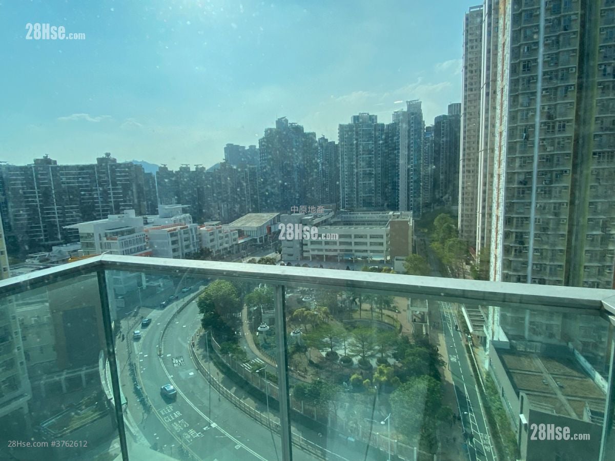 Savannah Sell 2 Bedrooms , 1 Bathroom 464 ft²