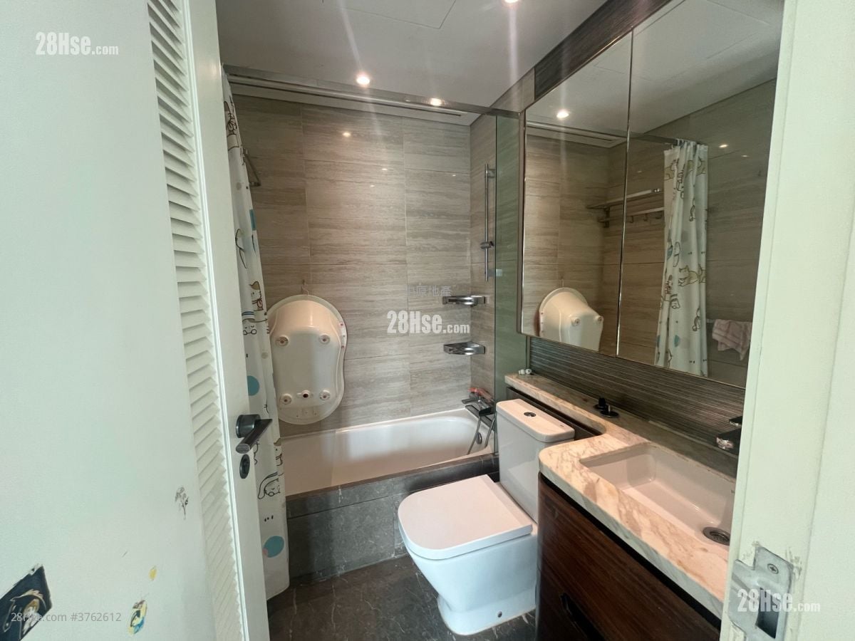 Savannah Sell 2 Bedrooms , 1 Bathroom 464 ft²