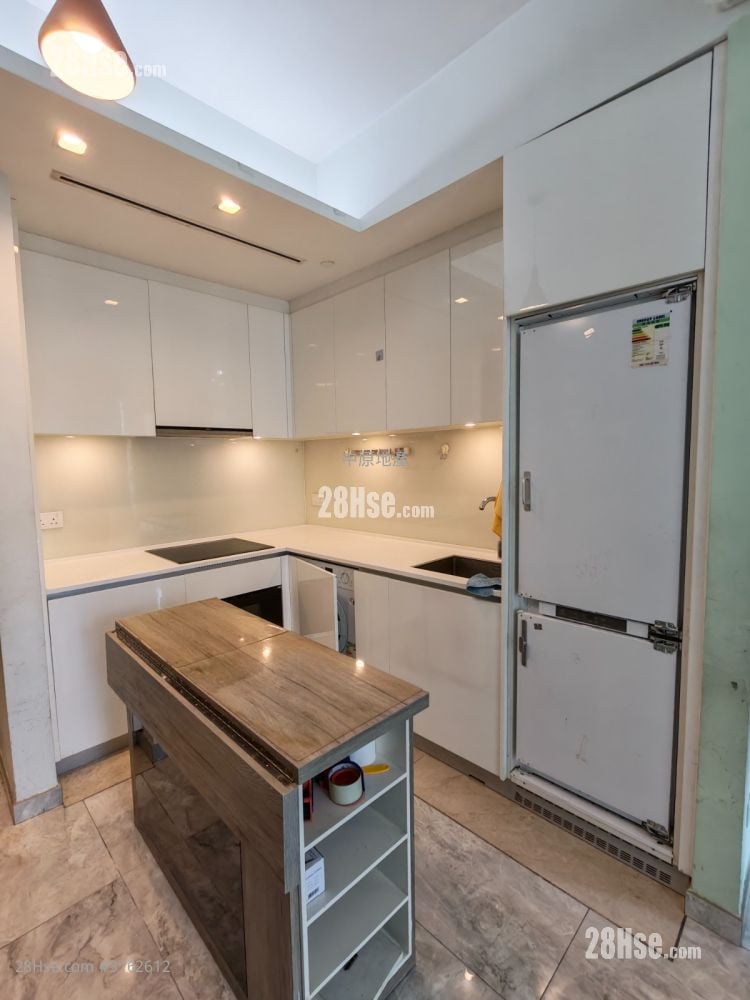 Savannah Sell 2 Bedrooms , 1 Bathroom 464 ft²