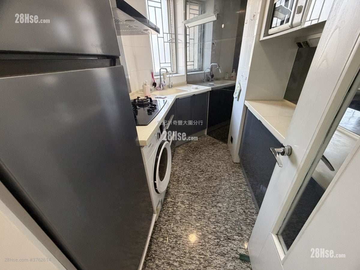 名城 售盘 3 房 , 3 浴室 784 平方尺