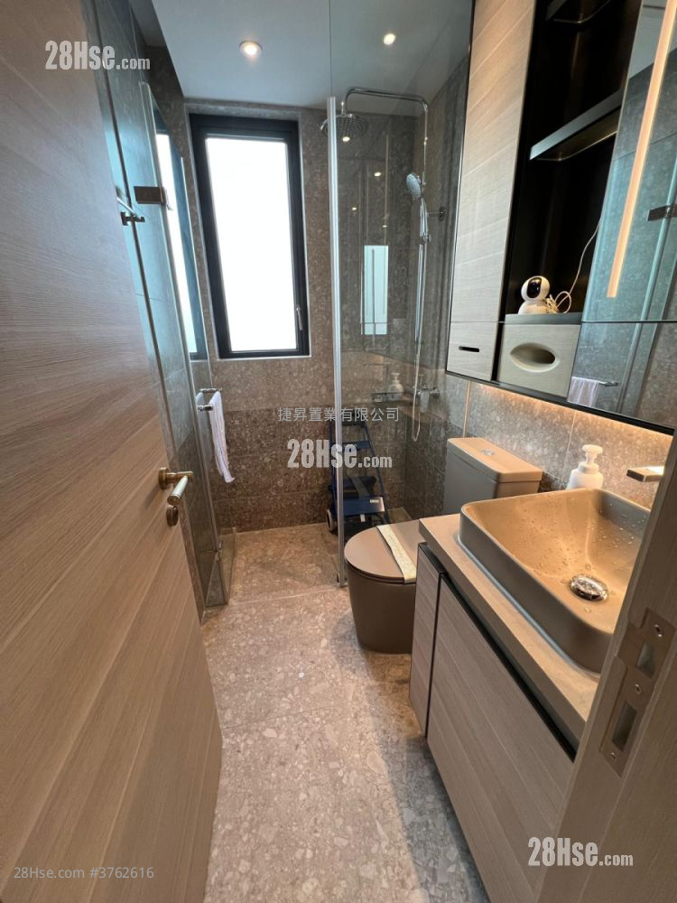 Artisan Garden Sell 1 Bedroom , 1 Bathroom 319 ft²