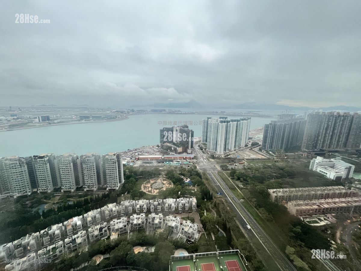 蓝天海岸 售盘 3 房 , 2 浴室 911 平方尺