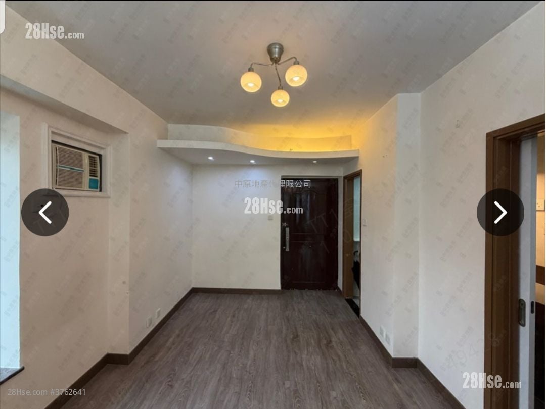 Kam Fung Garden Sell 2 Bedrooms , 1 Bathroom 339 ft²