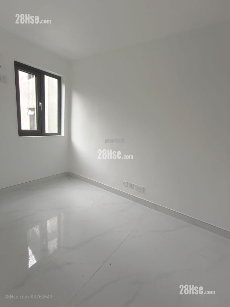 Village Sell 3 Bedrooms , 1 Bathroom