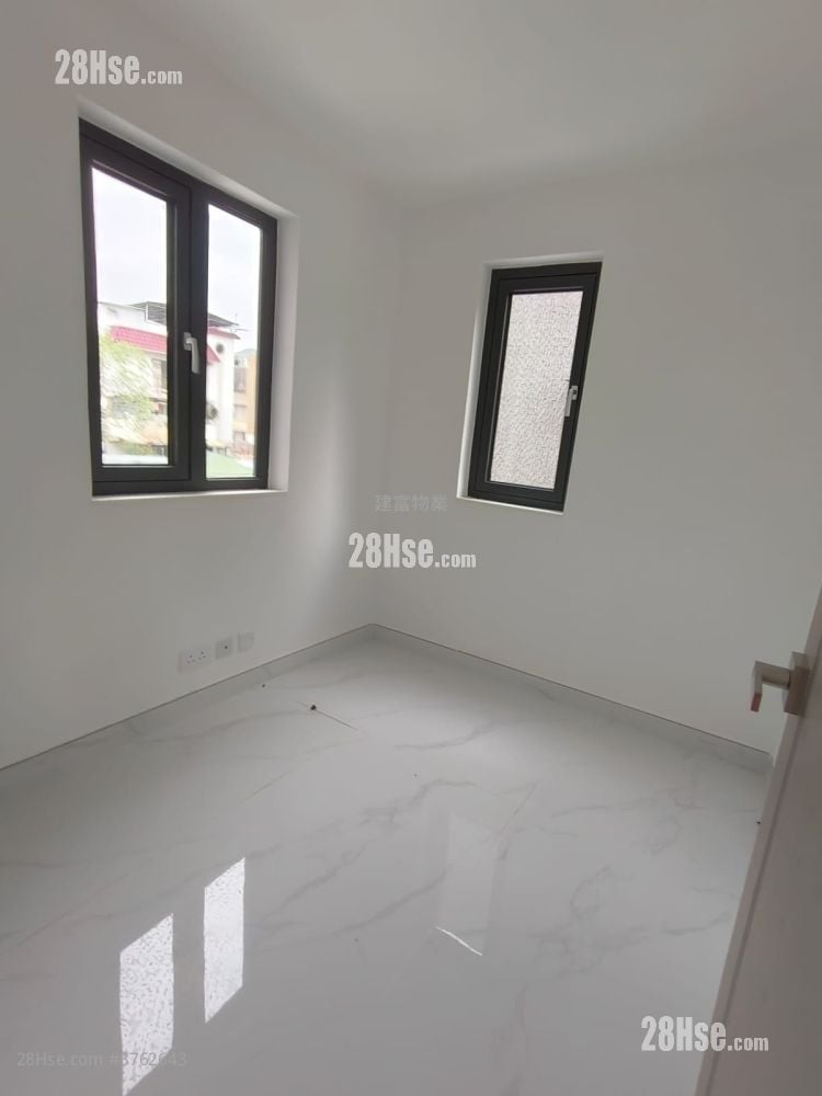 Village Sell 3 Bedrooms , 1 Bathroom