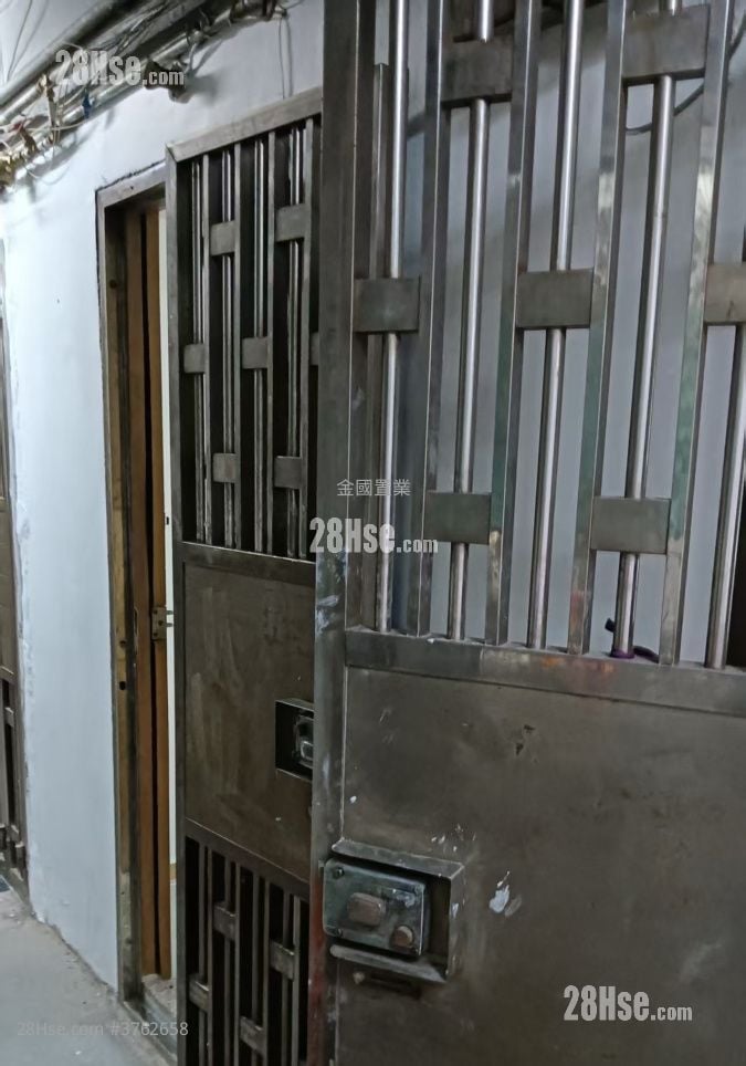 华丰大厦 售盘 411 平方尺