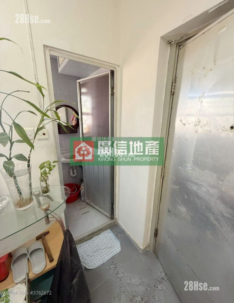 永泰大厦 售盘 2 房 , 1 浴室 367 平方尺