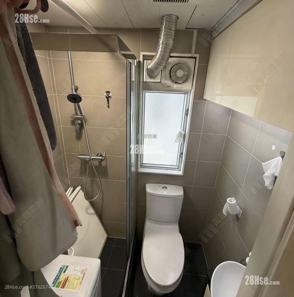 Lucky Plaza Sell 1 Bedroom , 1 Bathroom 326 ft²