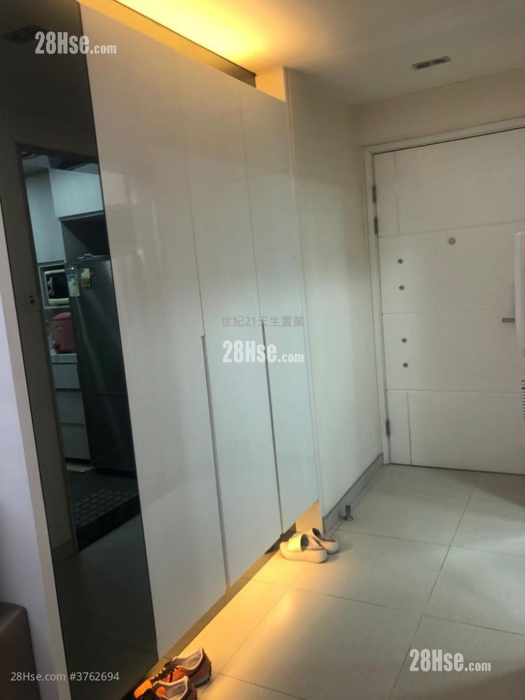 Verdant Villa Sell 3 Bedrooms , 1 Bathroom 825 ft²