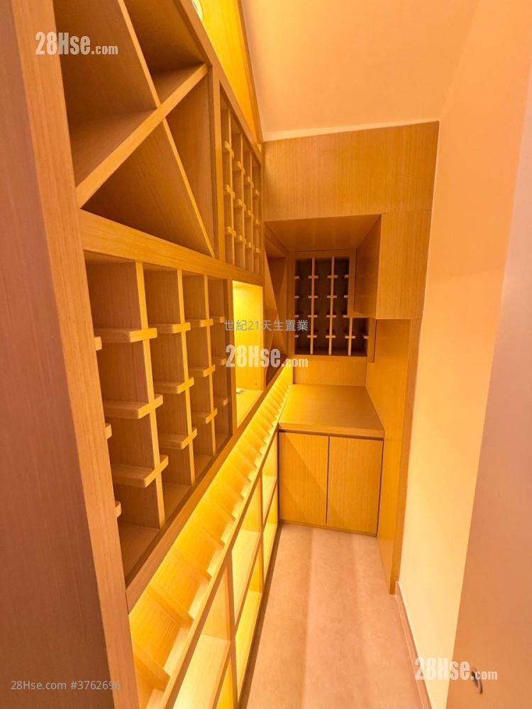 THE CARMEL 售盘 4 房 , 3 浴室 1,089 平方尺