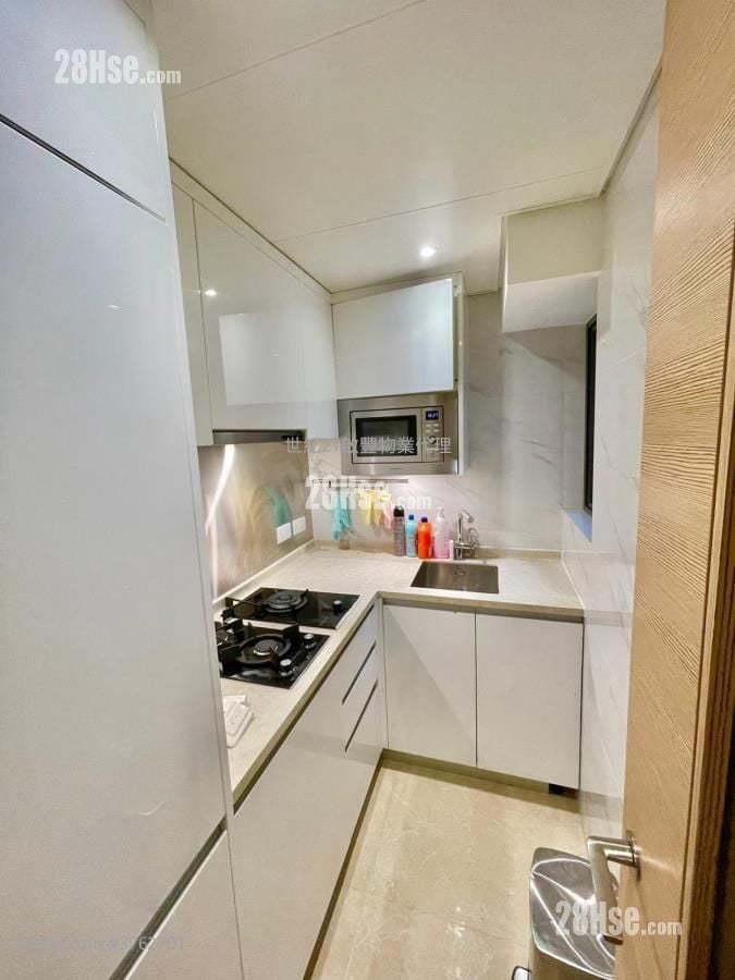 Victoria Skye Sell 2 Bedrooms , 2 Bathrooms 460 ft²