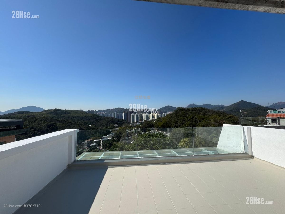 村屋 售盘 4 房 , 2 浴室