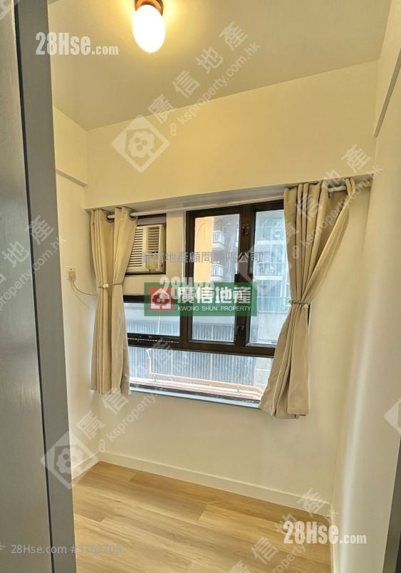 Tak Fu Building Sell 1 Bedroom , 1 Bathroom 282 ft²