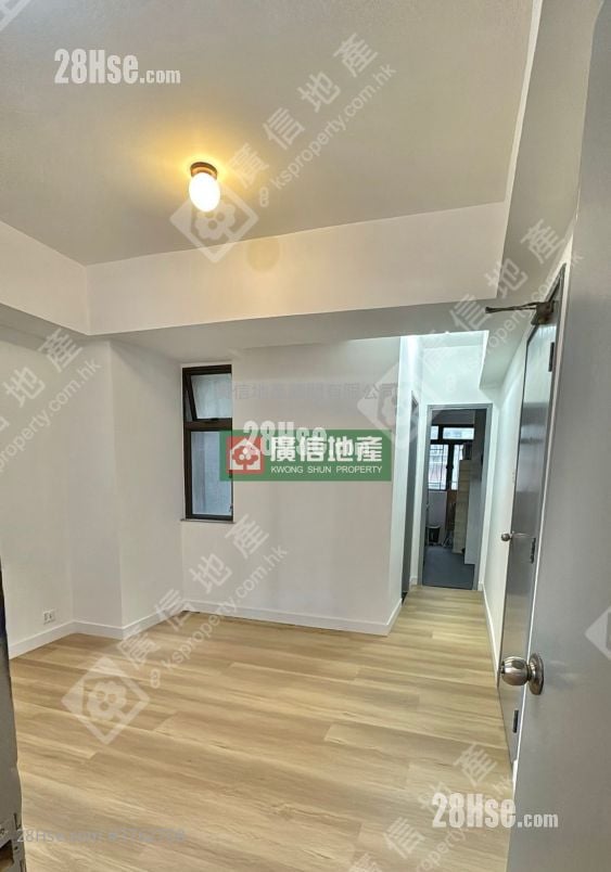 Tak Fu Building Sell 1 Bedroom , 1 Bathroom 282 ft²