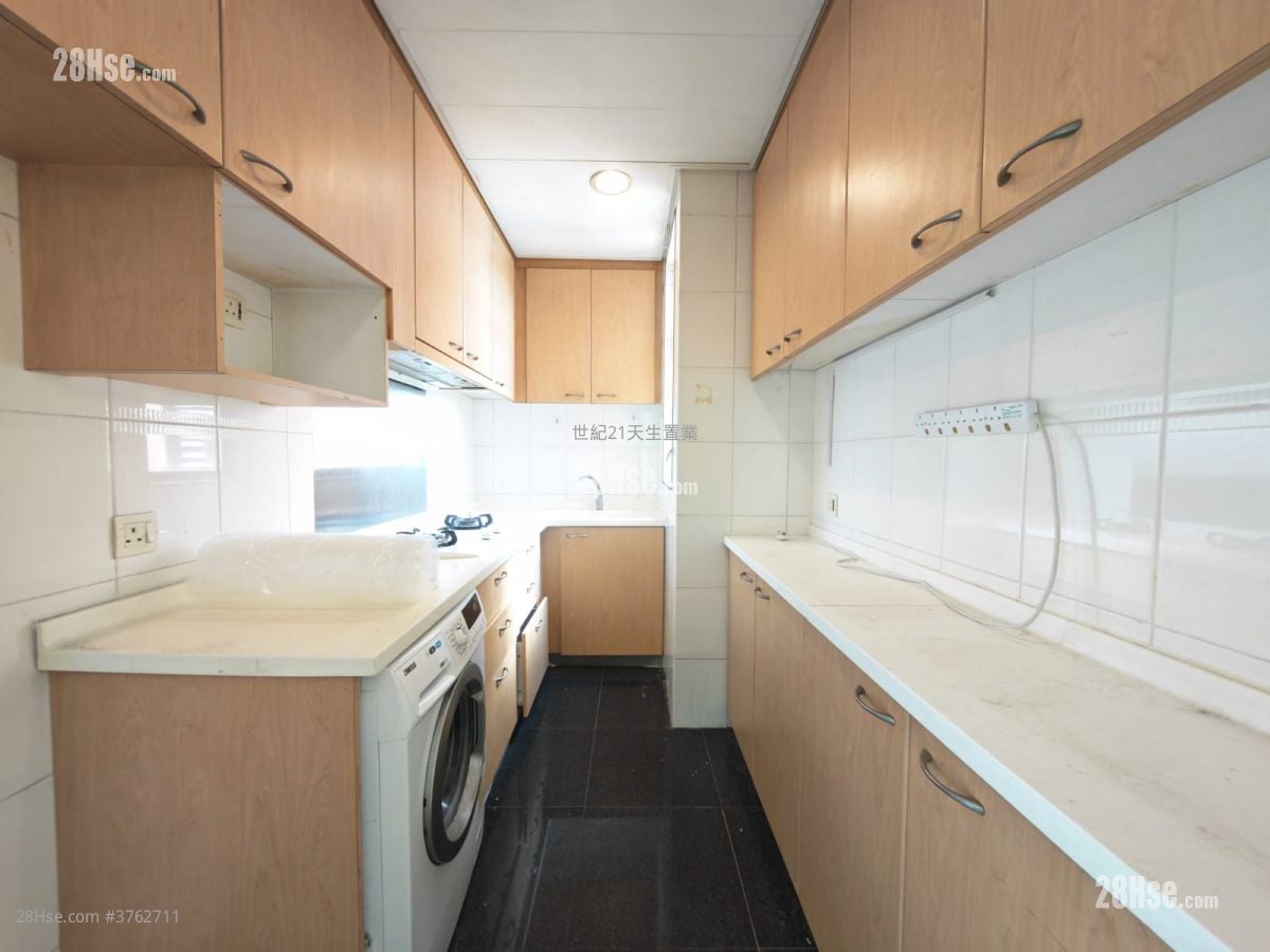 The Aegean Sell 3 Bedrooms , 2 Bathrooms 1,067 ft²