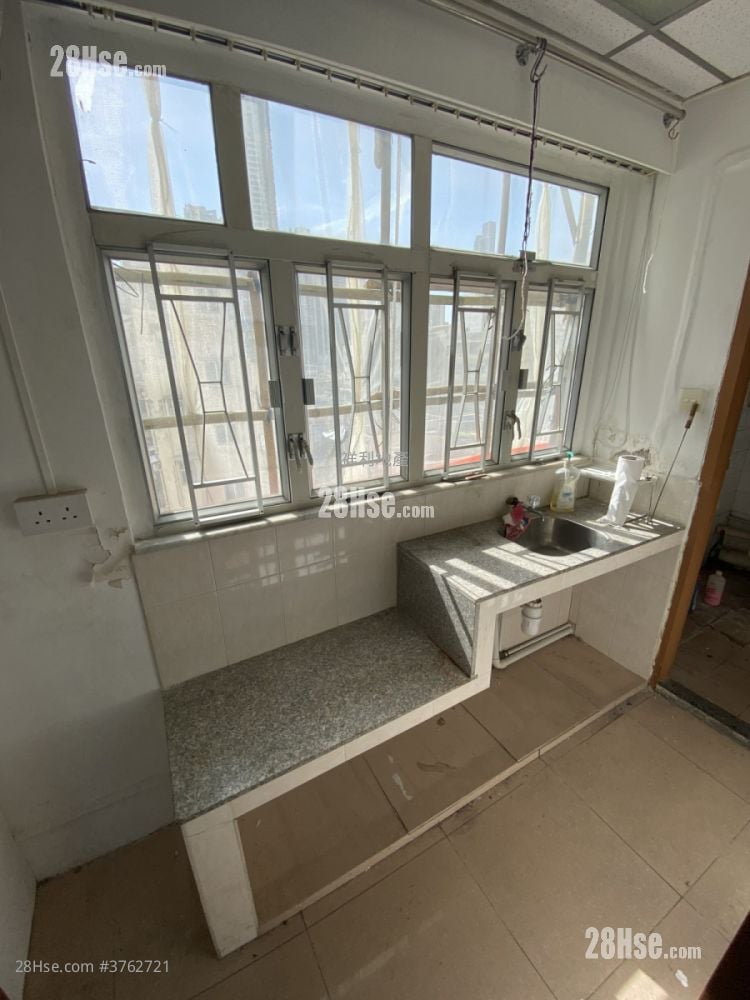 布业大厦 售盘 487 平方尺