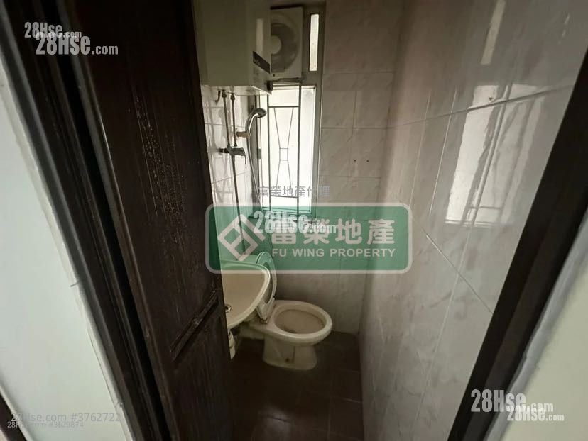 Wen Pang Building Sell 3 Bedrooms , 1 Bathroom 577 ft²