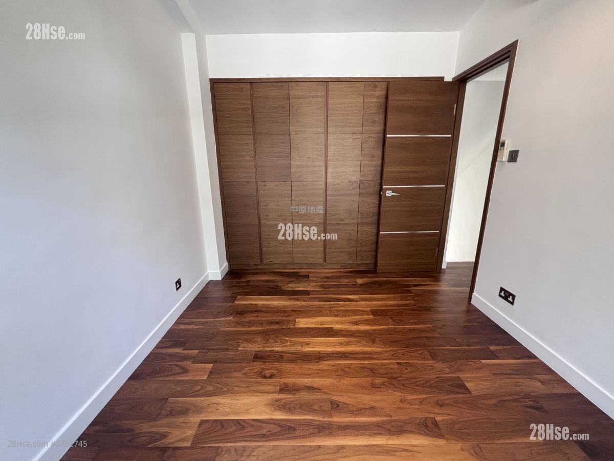 康乐园 售盘 5+ 房 , 3 浴室 1,535 平方尺