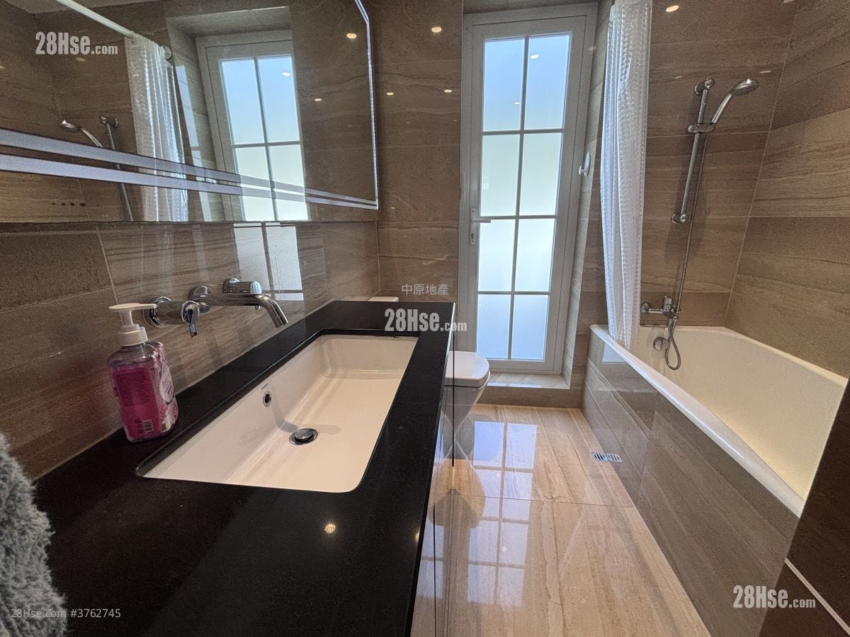 康乐园 售盘 5+ 房 , 3 浴室 1,535 平方尺