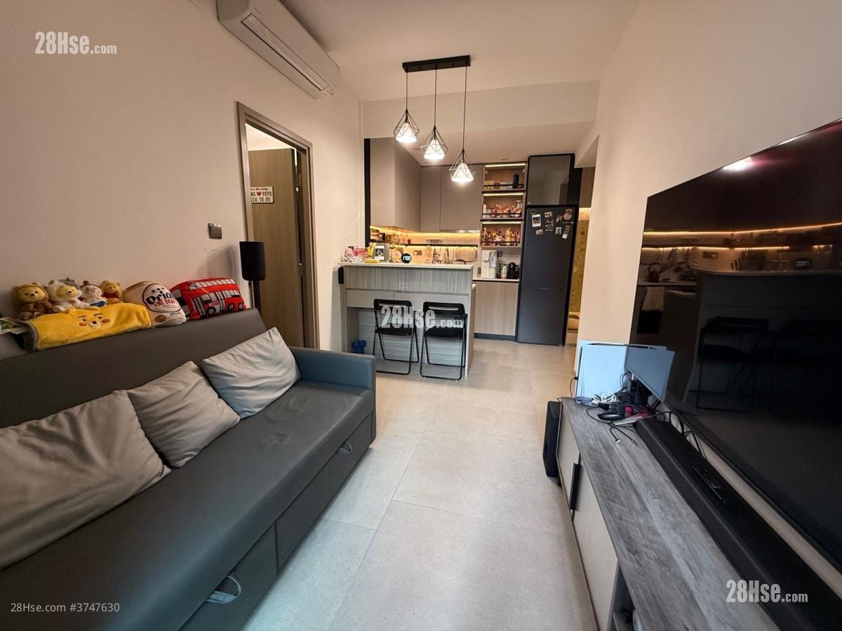 Silicon Hill Sell 1 Bedroom , 1 Bathroom 382 ft²