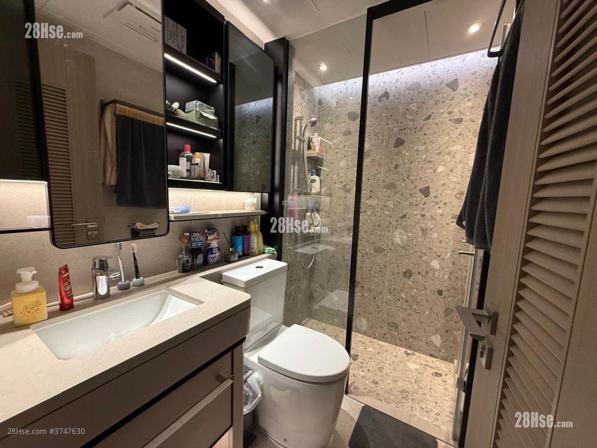 Silicon Hill Sell 1 Bedroom , 1 Bathroom 382 ft²