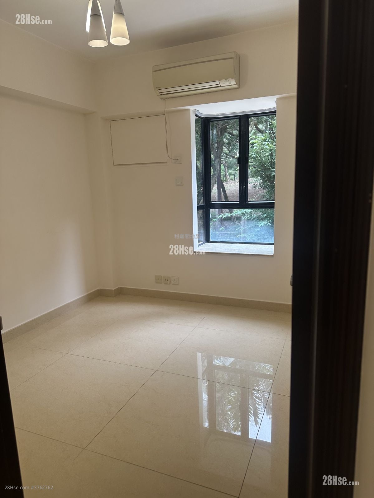 Savanna Garden Sell 3 Bedrooms , 2 Bathrooms 959 ft²