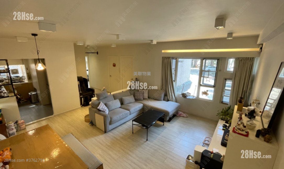 Ka On Garden Sell 3 Bedrooms , 2 Bathrooms 802 ft²