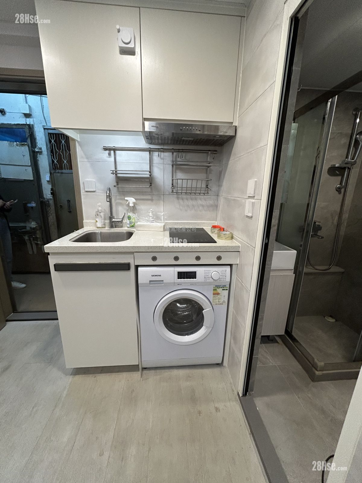 长兴大厦 售盘 1 房 , 1 浴室 210 平方尺